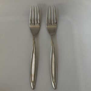 2pc INTERNATIONAL Americana Stainless Deluxe Dinner Forks 7 3/8” Satin